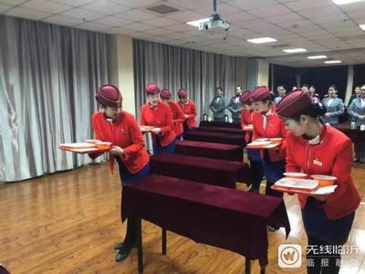 高鐵即將開進沂蒙山！200名靚麗高鐵乘務(wù)員以專業(yè)禮儀服務(wù)致敬革命老區(qū)